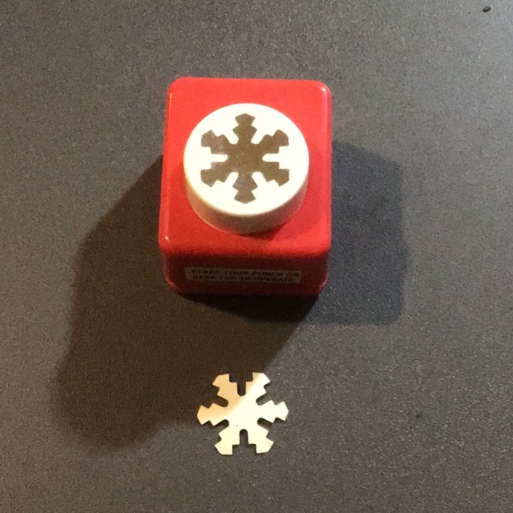 ❄️ Snowflake Craft Punch